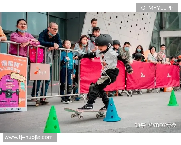 武汉滑板队的中路突破之路:深度解析滑板文化与团队精神的结合 武汉滑板队的中路突破之路:深度解析滑板文化与团队精神的结合